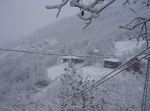 Toroslara mevsimin ilk karı düştü
