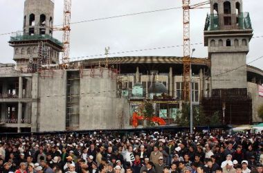 Rusya devlet TV'sinde canlı namaz