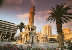 İzmir sadece Kordon'da balık yenen bir kent değil