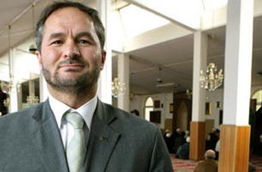 Alman okullarında namaza izin