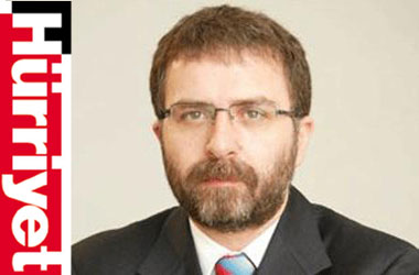 Atatürk filmlerinden gına geldi