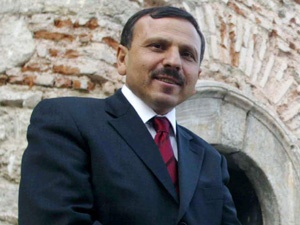 20 milyon vakıf belgesini bilgisayara aktardık