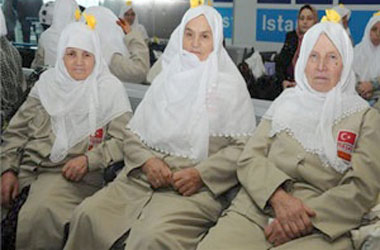 Konyalı ilk hacı kafilesi döndü