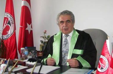 Türünün son örneği bir rektör