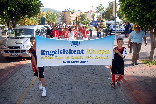 Engelsiz Kent Bilim, Kültür ve Spor Şenliği, Alanya'da başladı