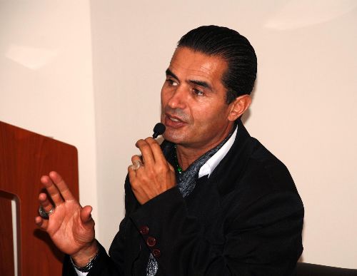 Yaşar Alptekin: Namaza başladığım anı doğum günüm kabul ediyorum