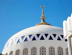 Romanların cami yaptırma isteği