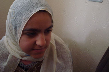 One minute kızına İsrail engeli