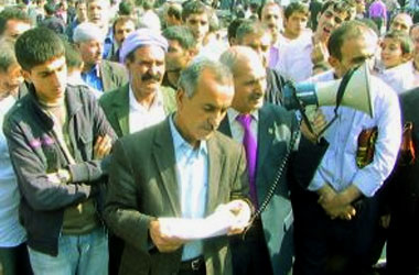 Said Nursi'ye iade-i itibar istediler