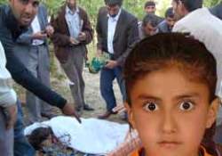 Sahipsiz mühimmat çocukları vuruyor