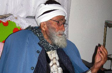 105'lik dedenin namaz tavsiyesi