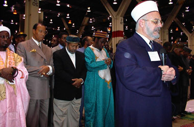 Her ilahi dinde namaz vardır