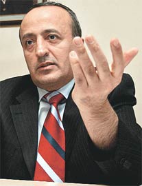 Başbakan 6 yıl 'illegal' dinlendi
