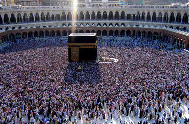 Nur talebeleri Mekke'de buluşuyor