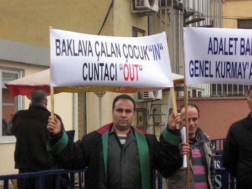 Darbe, suç olmaktan çıkarılsın
