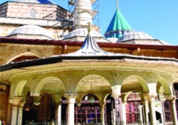 Mevlana Dergahı'nın kitabesi asıl yerine kavuştu