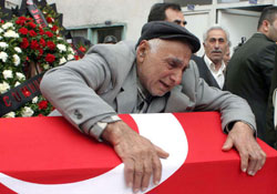 Şehit yakınlarının cennet tesellisi