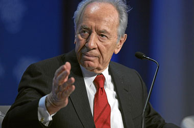 Peres: Savaş değil barış istiyoruz