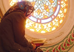 Türk Diyanet Vakıf Sen, 'Şafiiler için İslam Fıkhı' kitabını ücretsiz dağıttı