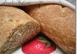 Ekmeğe kakao katarak kepekli ekmek yapıyorlar