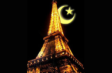 Fransız diplomat, Türkiye'de doğan kızına Nur adını verdi