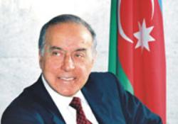 Haydar Aliyev vefatının yıl dönümünde Taşkent'te de anıldı
