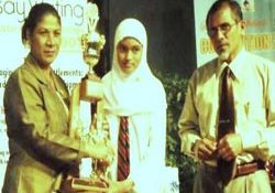 Trinandlı Müslüman öğrencinin büyük başarısı