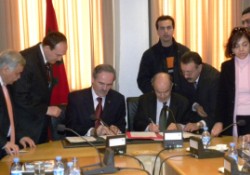 Bursa Fas’a model oluyor