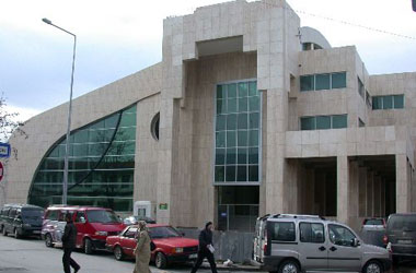 Secdeli camiye büyük ilgi