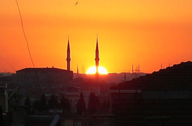 Kim sabaha erdiği zaman...