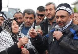 Evlilik yüzükleri Gazze konvoyuna