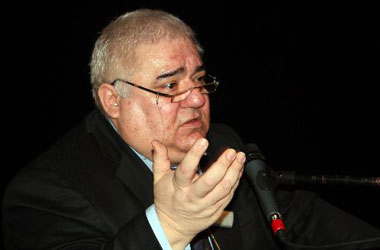 Mevlana için onu sakın demeyin