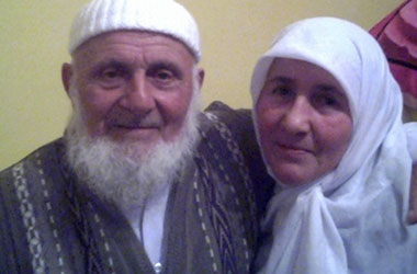 Allah'ın rızası anne baba rızasındadır