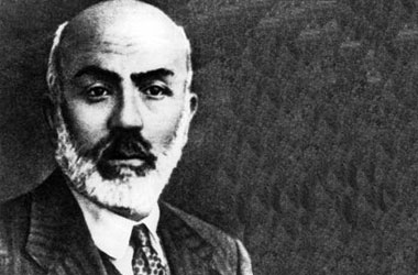 Mehmet Akif Ersoy tüm yurtta anılıyor