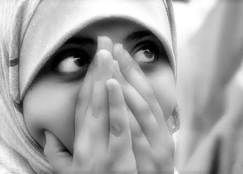 Başörtüsü yasağına onurlu direniş