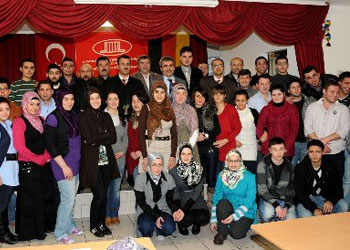 İslamofobiyi önlemek için cami rehberleri