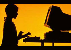 İnternet çocuk oyuncağı mı?