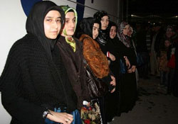 Hafız olana Umre ödülü