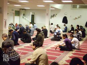 Avrupadaki Said Nursi camilerinde Mevlid