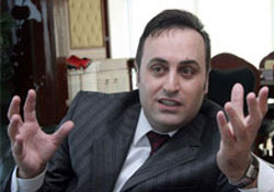 'Sivilleşme İçin Yeni Anayasa Şart'