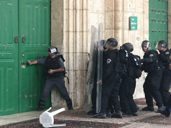 İsrail yine kapıları zorluyor