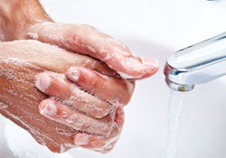 Kuru cilde bakım şart