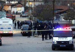 Polis korsanları ele geçirdi