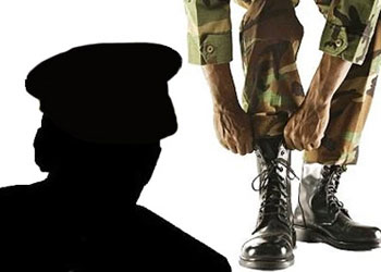 Jandarma timinden başörtülü avı