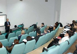 Hikâyeleri Farklı Dilleri Türkçe