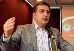 Eğitim Bir Sen görevde yükselme sınavı için seminer düzenliyor