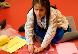 Görme Engelli Çocuklara Sanat Programı