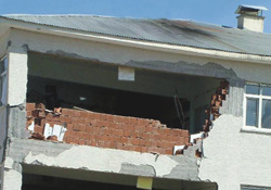 ‘Okullar bu hızla 100 yılda güçlendirilir’!