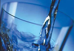 Çok su içmek faydalıdır,yanlış çıktı!