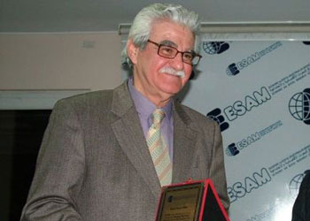 Evren, yoktan vara, hiçlikten hepe dönüştü